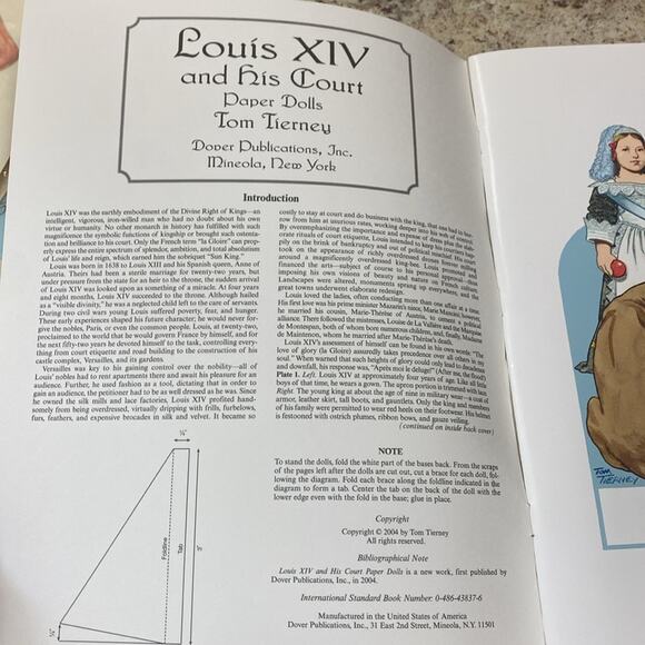 Vintage Louis XIV and his Court Paper dolls book - Picture 3 of 4